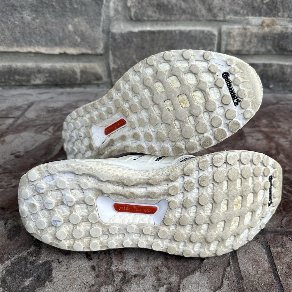 Adidas Womens Sz 7 Ultraboost DB3211 Knit Running‎ Shoes Sneakers White Red Blue - Picture 8 of 8